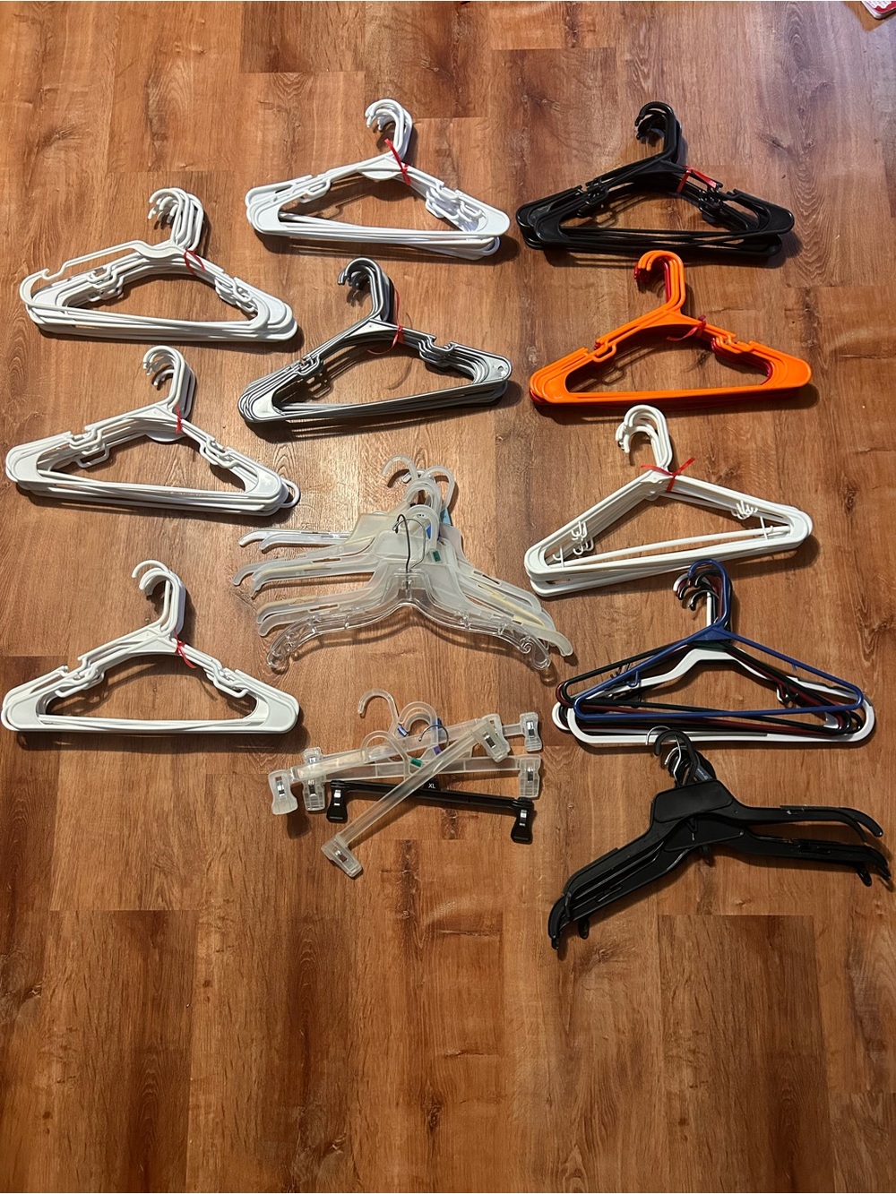 100 Hangers